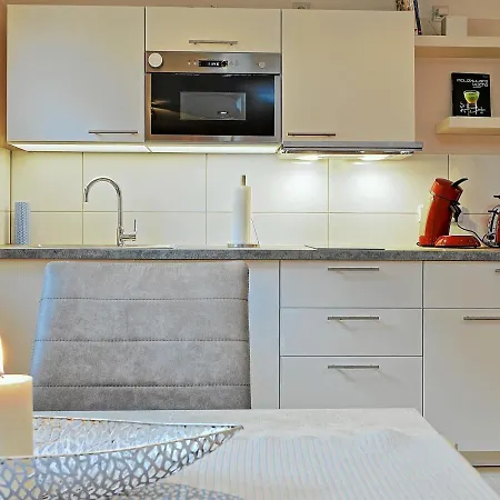 Thiel Apartment